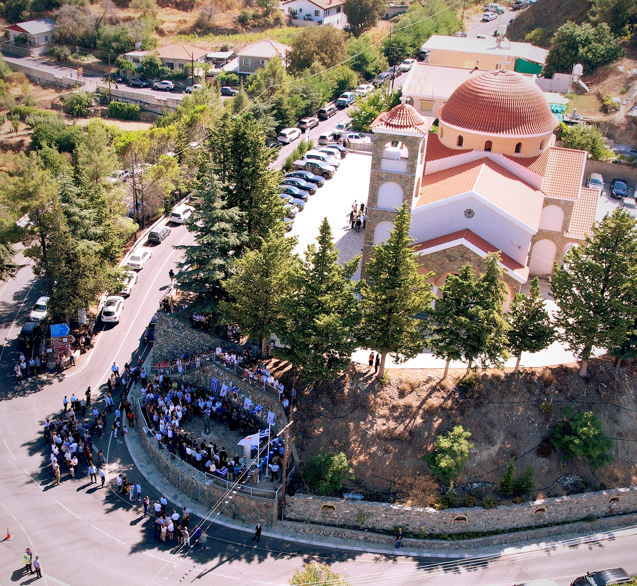 Πλατεία του Χωριού, Χανδριά
